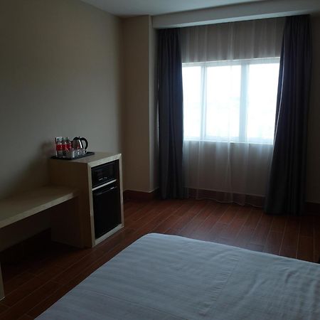 Metro Hotel @ Kl Sentral Куала-Лумпур Экстерьер фото
